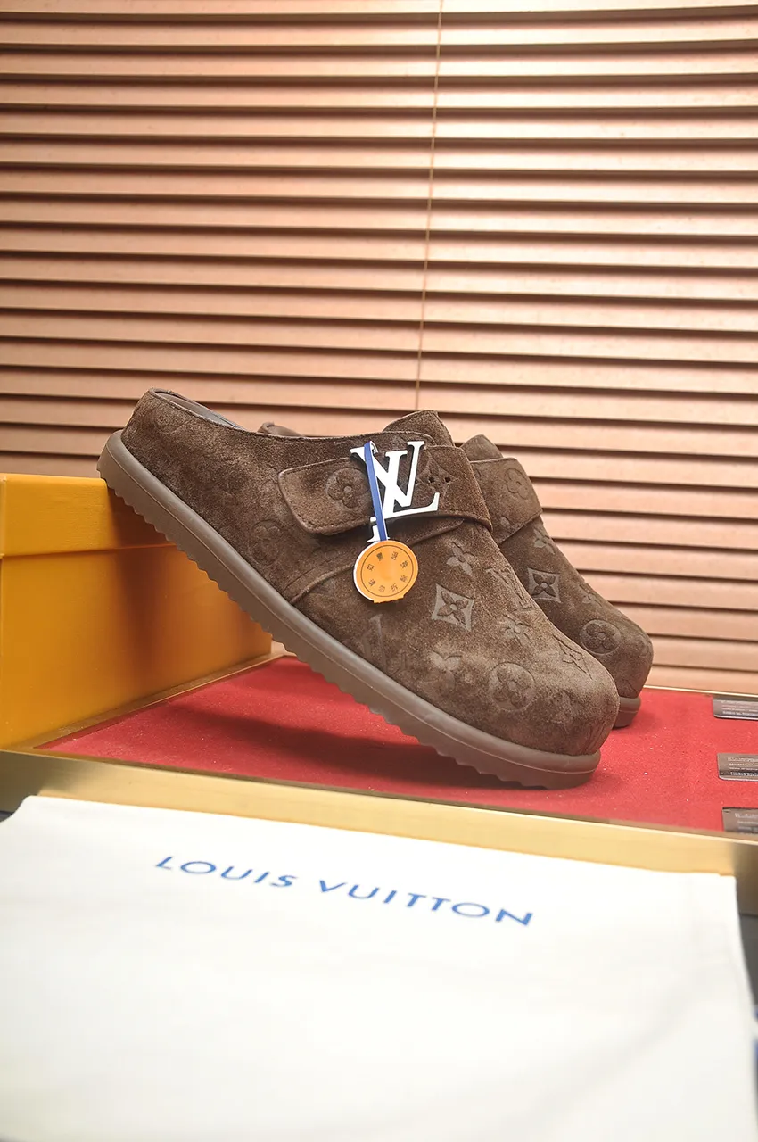 Men's men's shoes 💰520💶[LOUIS VUITTON] (cowhide lining) new style 🍀LV Louis Vuitton * - top version of LV classic semi-slip trendy shoes! Made of imported original cow suede cowhide, with a first layer of comfortable cowhide lining inside! Original wear-resistant rubber outsole! High quality products! Code number 38-45 (45 customized)